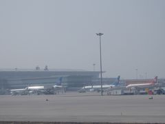 西安の空港へと着陸です。
