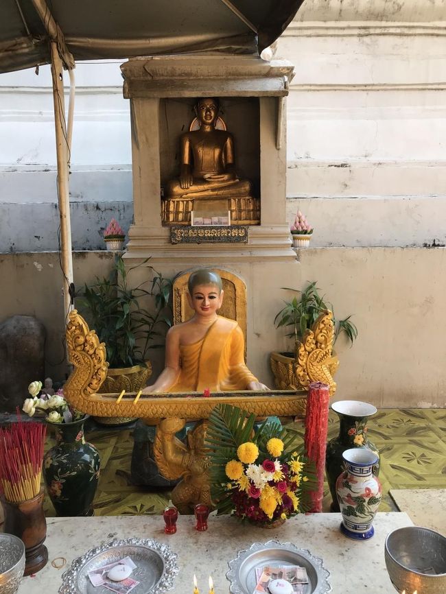 いやいや、もちろん心は落ち着きますよ。<br />厳かな雰囲気で庭園もあるし、散歩にはもってこい。