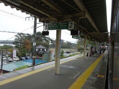 松島海岸駅。
天候のせいか、乗降客もまばら。