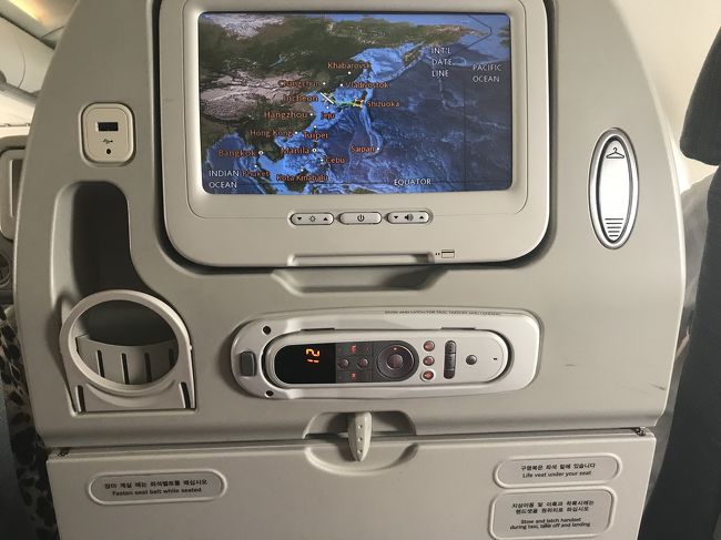 エアソウルはLCCなので、機材は期待してなかったのでモニター付きにビックリ(OvO)