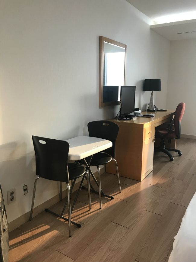 受付少しわかりづらかったけど、男性スタッフさんは日本語ができ、説明も丁寧でした。<br />お部屋は12階。<br />3人部屋だったので、広々でした。