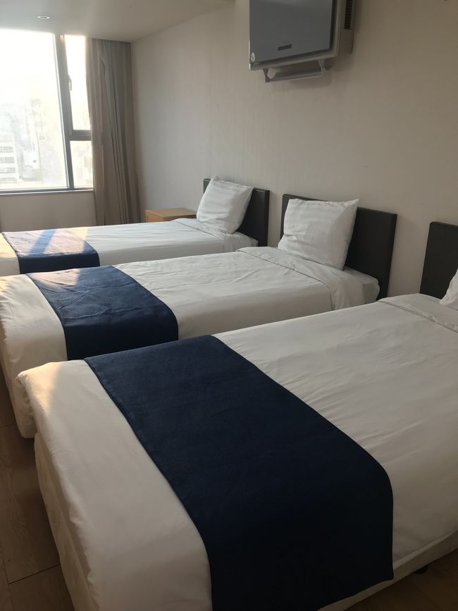 2人で予約したのに、部屋は3人部屋でした。