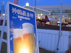 今夜も夕食はホテルにしました。
「屋台村」なるホテルのイベント（？）をやっていたので行ってみました。