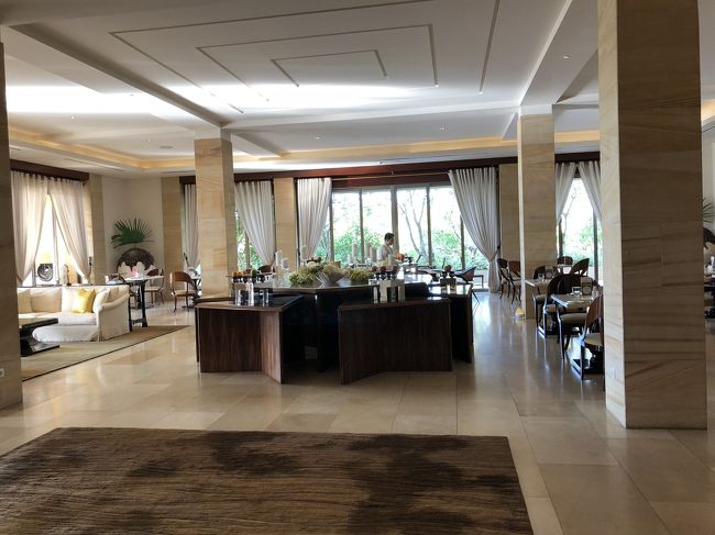 ずんずん進みます。<br />カーペットふかふかです。