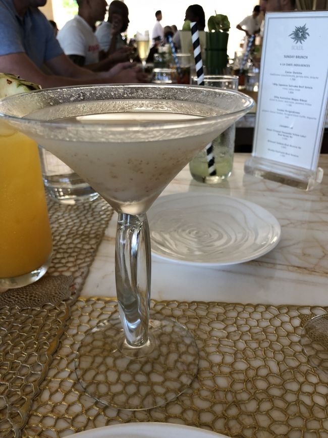 ライチマティーニ<br />・・・おすすめは？ときいたら<br />これを勧められたの。<br />