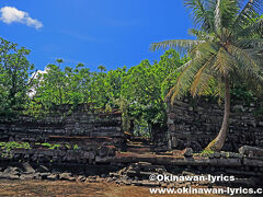 ナンマドール遺跡、王の墓・ナンダワス(Nan Dawas)

https://www.okinawan-lyrics.com/2018/06/nan-madol-ruins.html