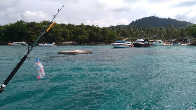 えーと<br />釣果はサバが大量<br />ジョーズどころかカジキすら。。。(笑)<br />暑かったけど楽しかった！