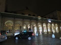 06:35、パリ東駅着。ナンシーやストラスブールなどフランス西部方面への列車が発着する、パリの玄関のひとつ。個人的には2013年7月にランスReimsに行くのに利用して以来だ。