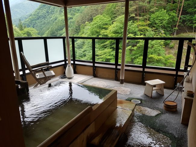 西山 温泉 慶 雲 館