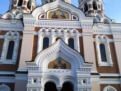　アレクサンドルネフスキー教会。1900年建設。