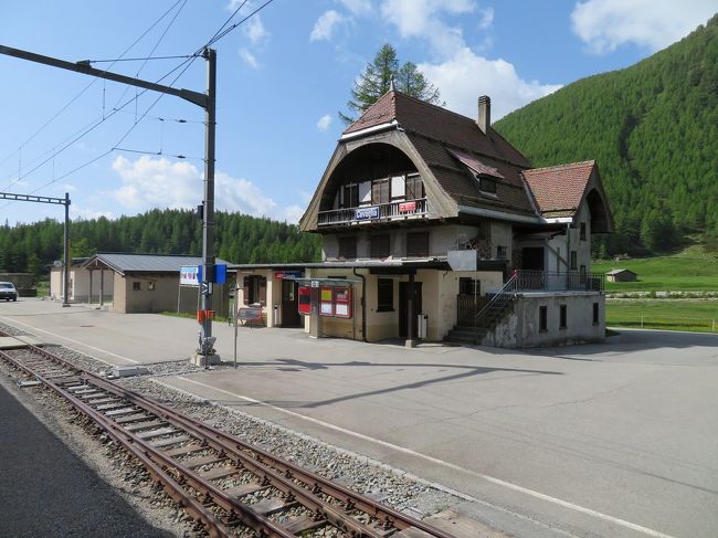 各駅に停車しながら
