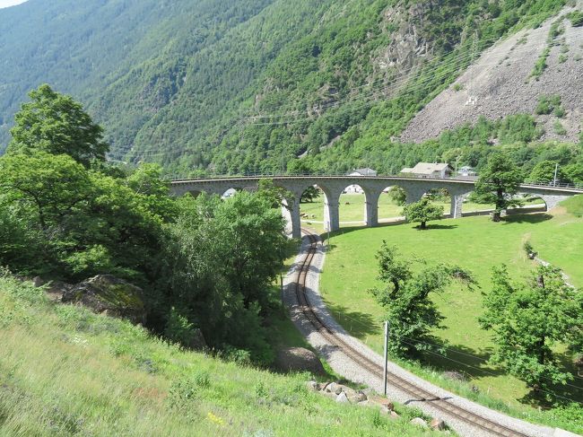 世界遺産のループ橋へ