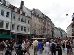 　ストロイエと呼ばれる旧市街の目抜き通り。