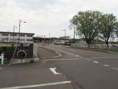 千歳からの普通車に上手く乗れれば近い追分町
地元駅から1時間ちょっとで到着です
追分駅をスタートして追分の丘陵地帯を10km歩くコースです
