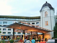 ５泊目のホテルに到着。
カジノ等も併設されている、ホテルアレグロ。