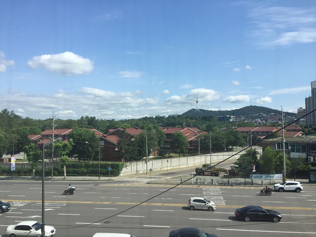 ソビンゴ駅に到着。<br />龍山公園周辺をお散歩。米軍の居住地でしょうか。<br />本当は二村駅で降りればよかったのですが、