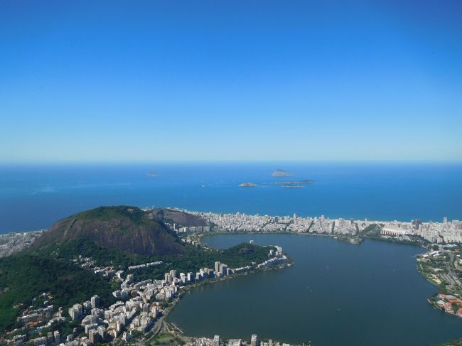 丘のてっぺんからは、一層絶句するほどのパノラマです！