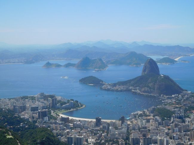 ポン・ジ・アスーカル（写真右）をズームアップ！