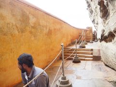 ミラーウォールは撮影OK。