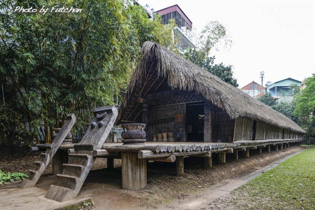 ＜古民家＞<br />身についた／つかなかったかは別として<br />博物館で1時間あまり勉強して旧市街へ移動。<br />