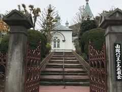 函館ハリスト正教会

ＪＲなどで函館を紹介する時にでる機会の多い建築物です
