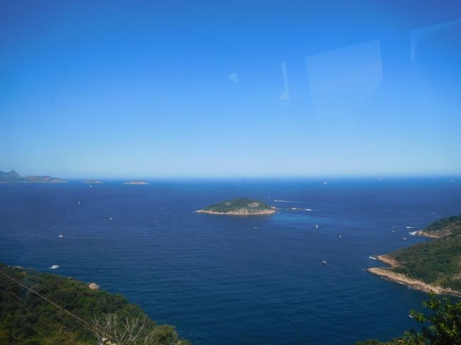 ロープウェイの中から。