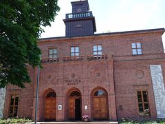 オスロ市立博物館のすぐ近くにあるヴィーゲラン博物館。ノルウェー出身の彫刻家ヴィーゲランはオスロ市から提供されたこの建物をアトリエとして多くの作品を作りました。