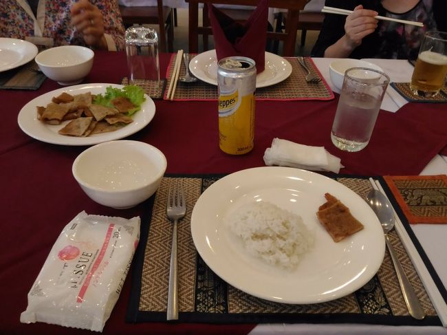 上記ホームページによればカンボジア料理店では老舗的な存在。 