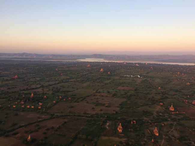 結構高いところまで上昇するけど<br />全く怖くナイ<br />揺れがないからかな。<br />