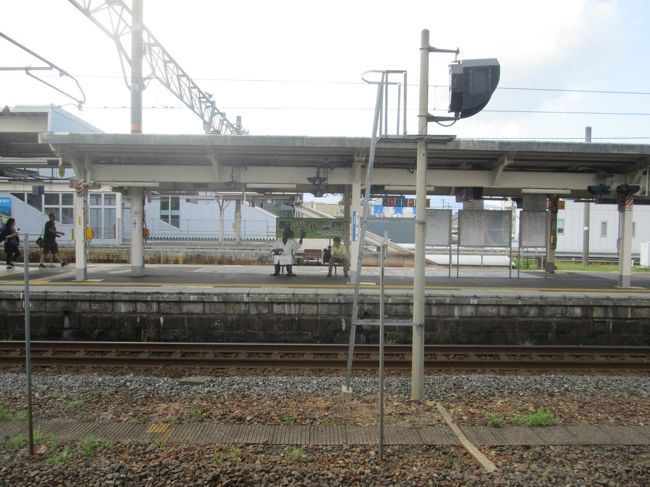 まばらな待ち人