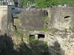 　ボックの砲台
　断崖に造られた地下要塞で１８世紀にオーストリア軍によって造られました。