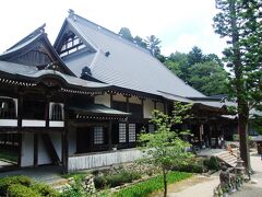 青原山　永澤寺（ようたくじ）本堂

開創　応安年間（１３７０頃）
開祖　通幻寂霊禅師
本尊　釈迦如来　大日如来　阿弥陀如来