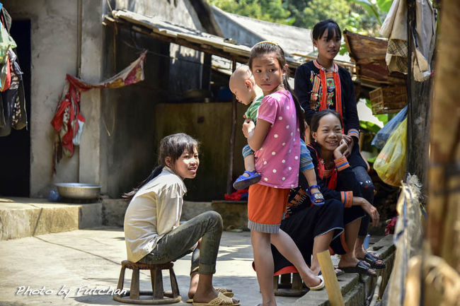 ＜家族の団欒＞<br />