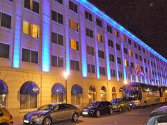 　２１：５０　グランプラスから地下鉄に乗ってホテルに帰ってきた。