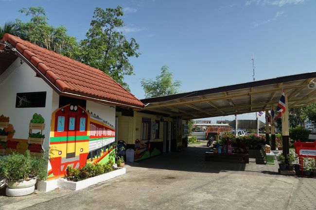 駅舎周辺の様子