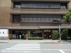 お昼は、松坂牛の名店「和田金」を予約。
義理の父母への感謝を込めて、かなり背伸びしました。
