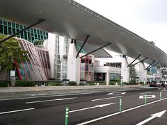 空港に戻ってきました～
讃岐うどん巡り、いかがでしたか？
今回は全店、待ち時間無しで食べることができました。
梅雨時期の平日＆土曜日、移動手段は車（レンタカー）がおススメです！
では、さようなら～　(^^)/~~~