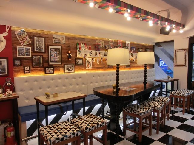 おしゃれな店内