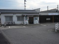 最寄りの平井駅には6時過ぎに着きました。
すでに出発した後なのか人気がありませんでした。
