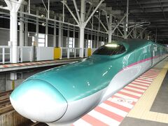 新函館北斗発14：44はやぶさ30号東京行き。
19：04東京着。鉄道2600キロの乗り鉄でした。さすがに10時間は疲れます。