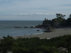 『桂浜』
前回同様に全く波なし。
なんでー！？

仕方ないので、また龍馬像でも見に行くとします。