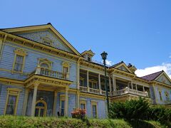 元町公園の裏方にある旧函館区公会堂

http://www.zaidan-hakodate.com/koukaido/
（函館市文化・スポーツ振興財団）

開館時間：9：00～19：00（4月～9月）
入館料：300yen/大人