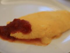 おはようございます。
本日も朝食を満喫するところからスタートです

もちろん、私の大切な選択ポイント
オーダーオムレツもある朝食です