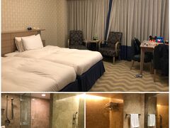 今回宿泊したのは「ホテルオークラ東京ベイ」
ベッドも水まわりも広いのでお気に入りのホテル。
もうネムネムです(_ _).｡o○