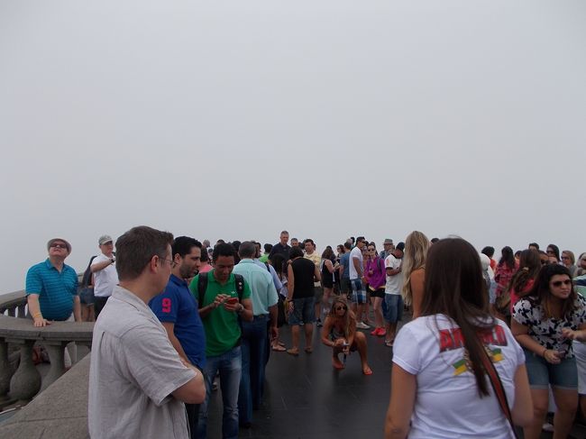 ざわざわ・・・