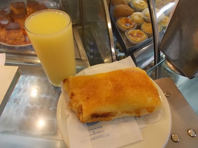 歩き過ぎてお腹空いたので腹ごしらえ