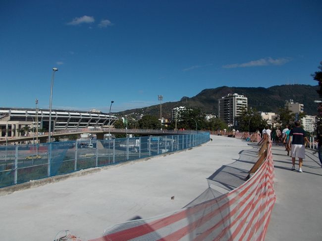 約1ヶ月後にWcupが迫っていますが、工事中・・・(^^;