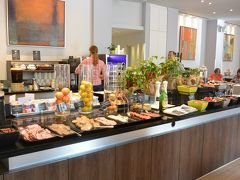 『Mercure Warszawa Grand Hotel（メルキュール ワルシャワ グランド ホテル）』の朝食ビュッフェ。