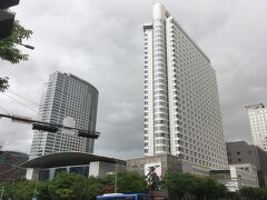 今回の宿泊先、Intercontinental Seoul COEX。
（到着日の写真、台風接近中で不安定な天気でした）