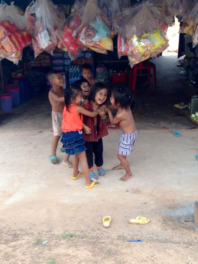 毎日子どもたちと汗びっしょりになるまで走り回って、一緒にたくさん笑って…そんな元気いっぱいの笑顔がすごく愛らしくて子供たちと過ごす時間はほんとに幸せな時間でした。